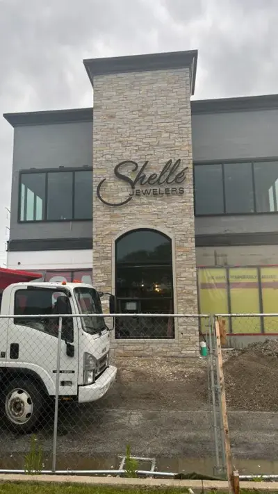 Exterior Lighted Photo